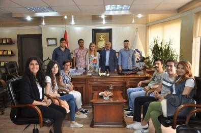 Yeni Atanan Öğretmenlerden Başkan Dinçer'e Ziyaret