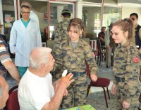 SAHRA HASTANESİ - Efes 2016 Tatbikatında TSK Yöre Haklına Da Sağlık Hizmeti Verdi