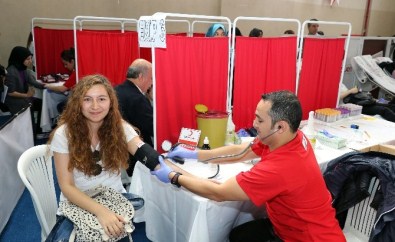 KBÜ'den İstanbul'un Fethinin Yıl Dönümüne Anlamlı Bağış