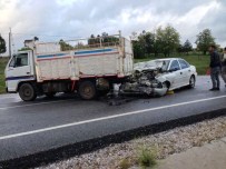 HÜSEYİN KÜÇÜK - Kütahya'da Trafik Kazası Açıklaması 5 Yaralı