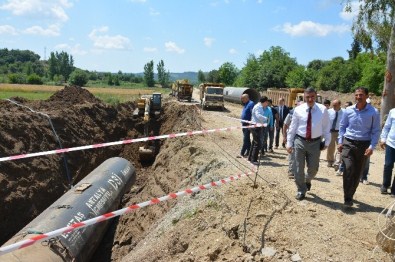 Özgür, Karacaören 2 İsale Hattı İnşaatını İnceledi