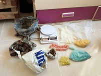 UYUŞTURUCU OPERASYONU - Şanlıurfa'da Uyuşturucu Şebekesi Çökertildi
