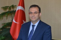 MUAMMER TÜRKER - Vali Türker, Alanyaspor'u Kutladı