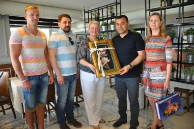 Alanya Kardeş Şehir Delegasyonları Türk Gecesinde Bir Araya Geldi