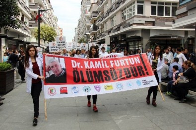 Samsun'da Görevi Başında Öldürülen Doktor Anıldı