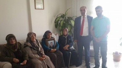 Şehit Piyade Uzman Çavuş Gökhan Dündar'ın Ailesine Şehit Ailelerinden Ziyaret