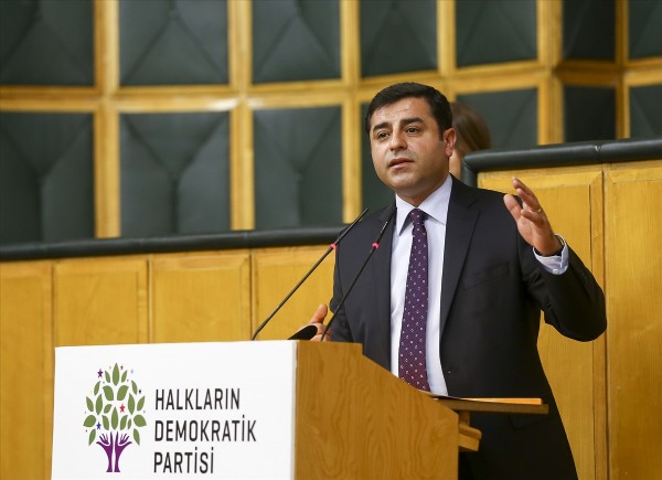 Demirtaş: Halk isterse birden fazla parlamento kurar