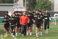GÜMÜŞHANESPOR - Kocaeli Birlikspor Maçka'da Çalışacak