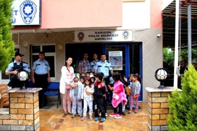 Minik Öğrencilerden Emniyete Ziyaret