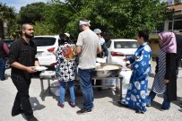 TÜRKÇE EĞİTİMİ - Prof. Dr. Yüce Anısına Pılav İkramı Yapıldı