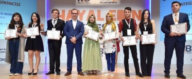 Anadolu Üniversitesi İç Mimarlık Bölümü'ne 2 Ödül Birden