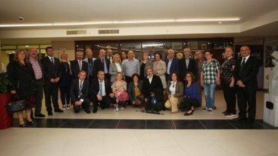 Atatürkçü Düşünce Derneği'nden, Başkan Altınok Öz'e Ziyaret