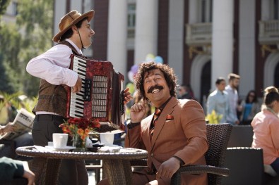 Cem Yılmaz Onu Retweet Etti Ama...