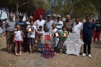 UÇURTMA ŞENLİĞİ - Çocuklar Uçurtma Uçurdu, Büyükler Piknik Yaptı