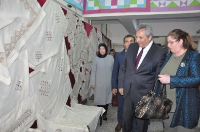 Halk Eğitim Merkezi Yıl Sonu Sergisi