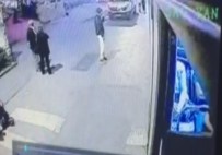 EL YAPIMI BOMBA - Halk otobüsüne el yapımı bomba attılar