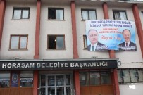 RECEP AKDAĞ - Horasan'da Bakan Ala Ve Akdağ Sevinci Belediye Duvarına Böyle Yansıdı