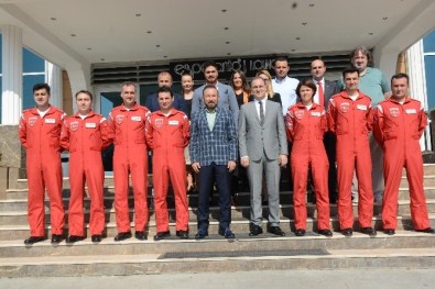 Türk Yıldızları, İzmit Semalarında Olacak