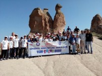 KARNE HEDİYESİ - Vanlı Öğrencilerin 4 Günlük Gezisi Kapadokya İle Başladı