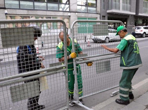 Taksim Gezi Parkı kapatıldı