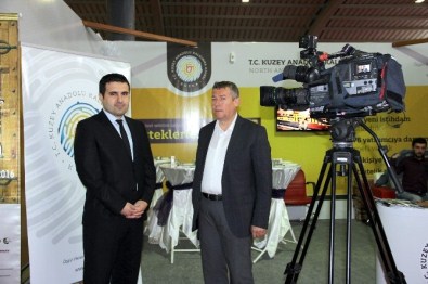 Kuzka, İş Ve AŞ Üretiyor