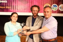 SAATLERI AYARLAMA ENSTITÜSÜ - Tiyatro Şenliğinde Ödüller Sahiplerini Buldu
