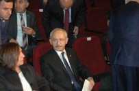 CHP Genel Başkanı Kılıçdaroğlu 'Halktan Biri' Oyununu İzledi
