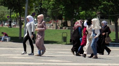 Gaziantep'te Lodos Vatandaşlara Zor Anlar Yaşattı