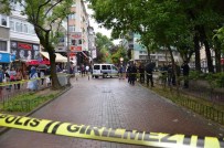 KAMERA ŞAKASI - Kendini Vurdu, Vatandaşlar Kamera Şakası Sandı