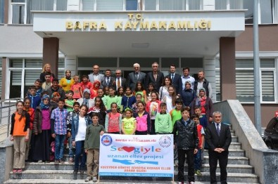 'Kuzeyden Güneye Sevgiyle Uzanan Eller' Projesi