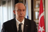 Mimarlar Salman'a Yönetmelikleri Okuyan Bank Hediye Edecek