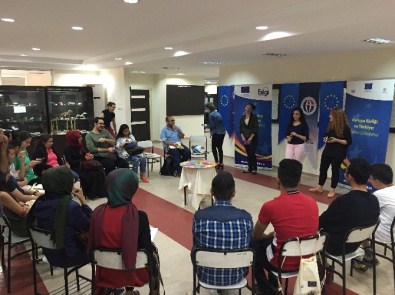 Öğrenciler 'Bilgelik Çarkı' Etkinliğinde Buluştu