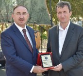 FOLKLOR - Skal'dan Başkan Kurtulan'a Ödül