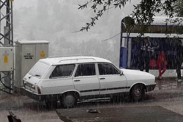 Denizli'de kar yağışı