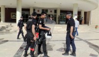DURUŞMA SALONU - Adliyedeki Kavgaya Polis Müdahale Etti