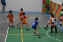 ŞAMPİYONLUK KUPASI - Futsal Turnuvasının Birincisi Petrokimya İlkokulu