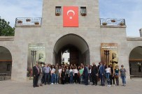 GALATASARAY LISESI - Galatasaray Lisesi Öğrencileri, Battalgazi'yi Gezdi