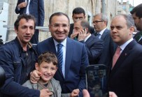 EFKAN ALA - Bozdağ Ve Bakanlara Ulucami Çıkışında Büyük İlgi