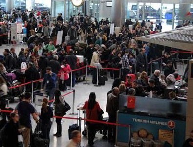 Havaalanında eşi benzeri görülmemiş sapıklık