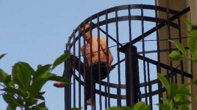 İntihar Etmek İsteyen Kişiyi Kaymakam İkna Etti