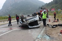 Osmaneli'de Otomobil Takla Attı, 2 Ölü