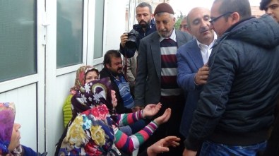 Roketli Saldırıda Ölen 5 Yaşındaki Nisa Dualarla Defnedildi