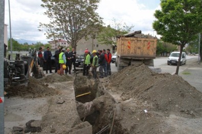 Adnan Menderes Bulvarı Yenileniyor