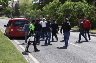 Esrar Satıcıları Polise Ateş Açtı