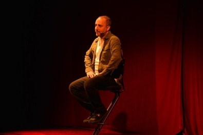 Hayko Bağdat Surlu Aileler İçin Oyun Sahneledi