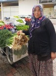 PROSTAT KANSERİ - Seyyar Satıcı Kadın Hem Çocuklarına Hem Kocasına Bakıyor