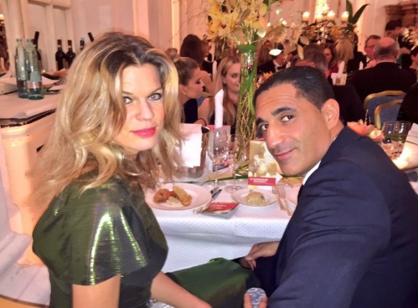 Demirtaş boks maçı izlemek için Almanya'ya gitti