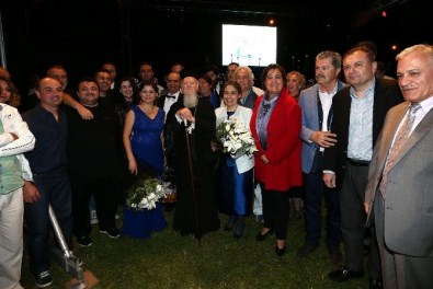 Barış Ve Dostluğun Sesi Konak'ta Yükseldi