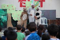 ÇOCUK OYUNU - Buca'da Tiyatro Sokağa Taştı