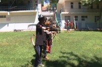 OKÇULUK KULÜBÜ - Çocuklara Okçuluk Sporu Tanıtıldı